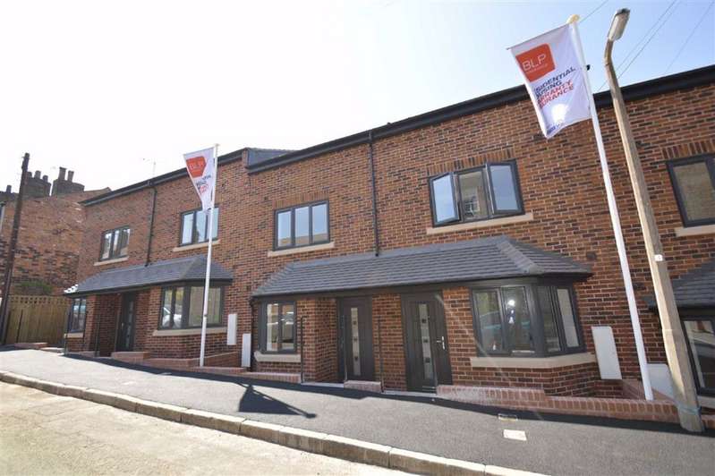 3 Bedroom Mews House To Rent In Newton Street, Macclesfield, SK11