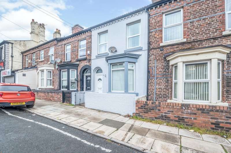 2 Bedroom Terraced House Under Offer In Lancaster Street, Liverpool