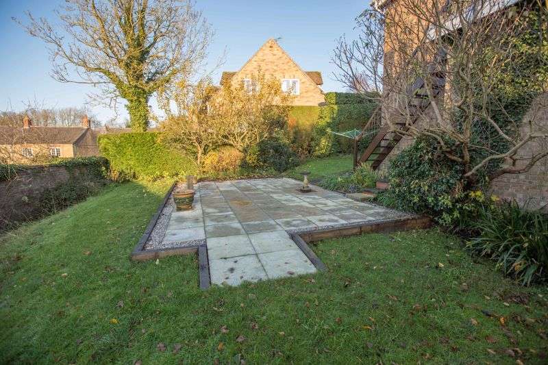 4 Bedroom Property For Sale In Winchilsea Drive, Gretton, NN17