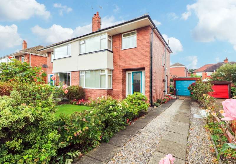 3 Bedroom Semi Detached House For Sale In Cyprus Grove, Wakefield, WF1