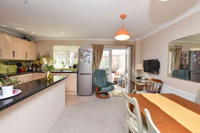 Property For Sale In Pevensey Bay Buy Properties Zoopla