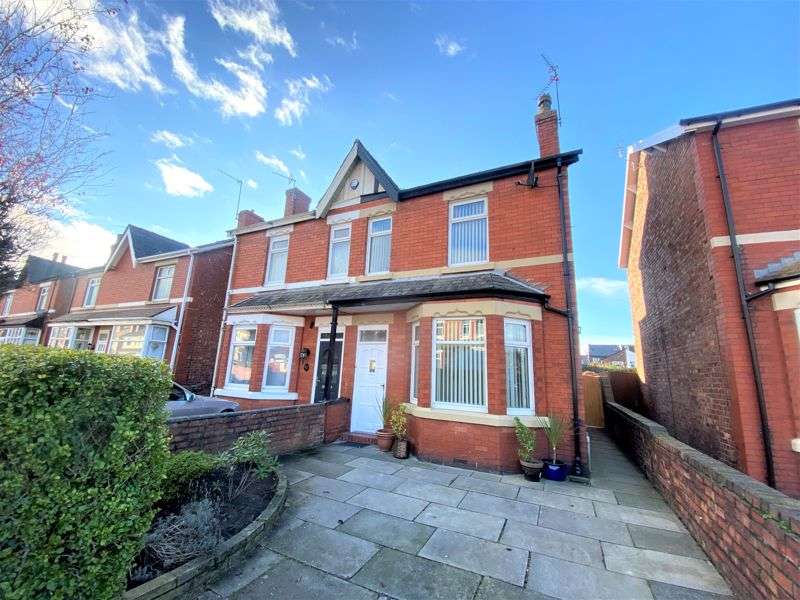 3 Bedroom Semi Detached House For Sale In Palmerston Road, Southport, PR9