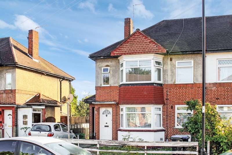 2 Bedroom Flat For Sale In Glenloch Road, Enfield, EN3