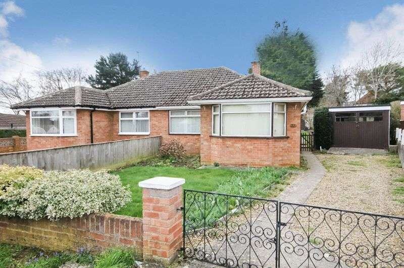 2 Bedroom Bungalow For Sale In Aysgarth Road Yarnton OX5