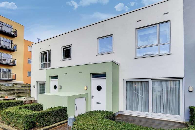 4 Bedroom Flat To Rent In Teal Street, Greenwich Millennium Village, SE10