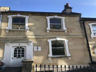 4 Bedroom Property To Rent In Belgrave Crescent, BA1