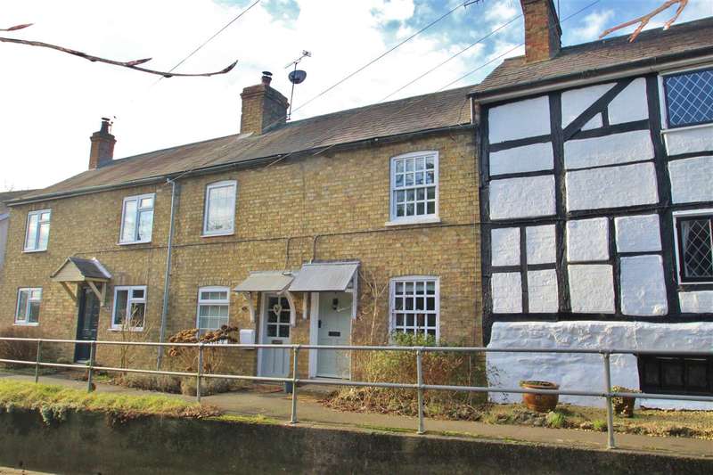 Houses for sale & to rent in MK17 0QG, The Close, Great Horwood Milton