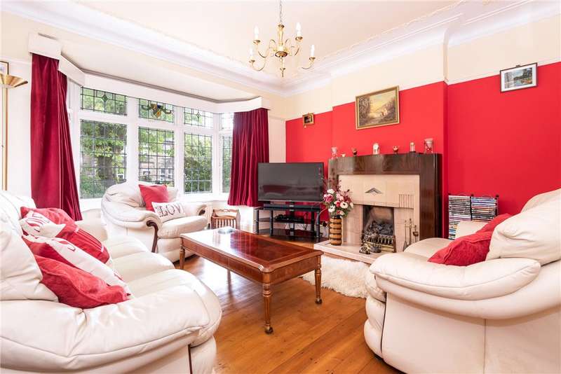 3 Bedroom Detached House For Sale In Deighton Lane, Batley, West