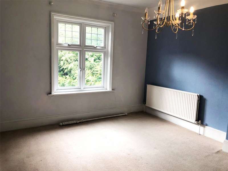 4 Bedroom Detached For Sale In Pound Lane, Copythorne, Southampton, SO40