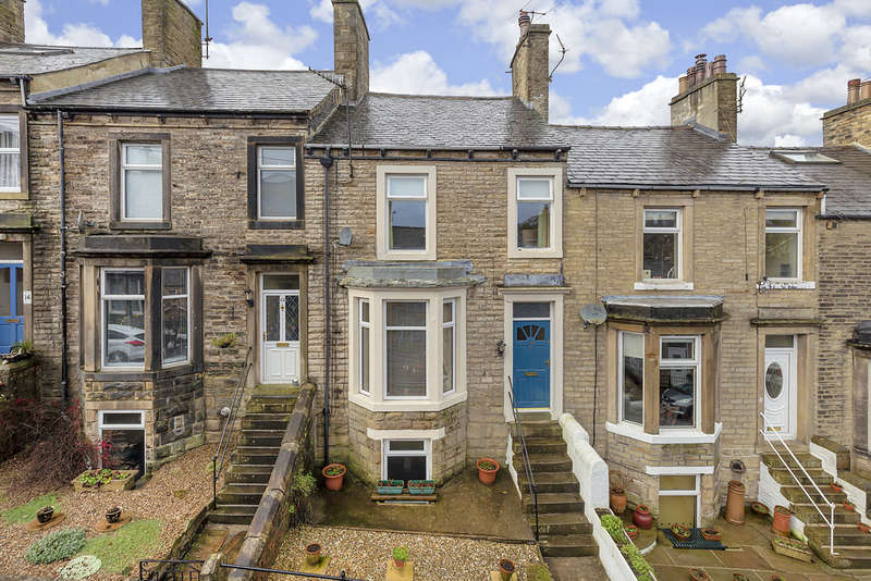 Houses for sale & to rent in BD23 1QW, Park Wood Close, Skipton North