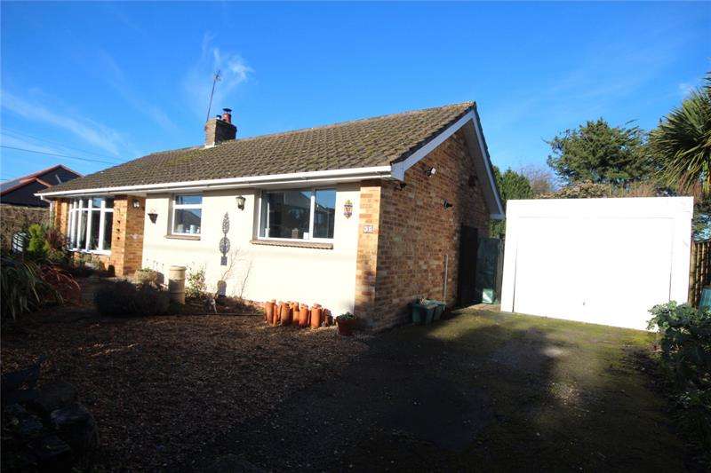 2 Bedroom Bungalow For Sale In Cadogan Road, Ringwood, BH24