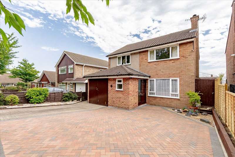 Houses for sale & to rent in MK3 5HF, St Augustus Close, Bletchley Park