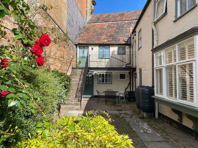 1 Bedroom Maisonette Flat To Rent In St Johns Mews, St Johns Street, Devizes, SN10