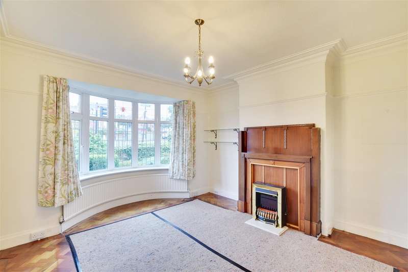 3 Bedroom SemiDetached House For Sale In Charlton Road, Fulwell