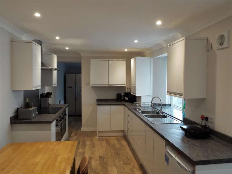 7 Bedroom Property To Rent In Marlborough Road, Falmouth, TR11