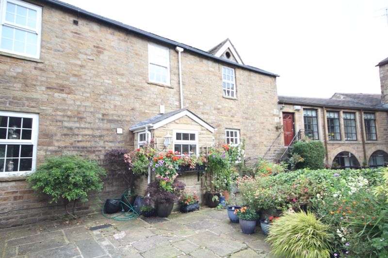 4 Bedroom Property For Sale In Healey Hall Mews, Lowerfold, Rochdale OL12