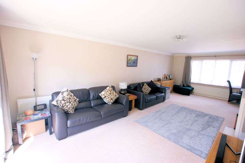 4 Bedroom Property For Sale In The Ridgeway, Down End, Fareham, PO16