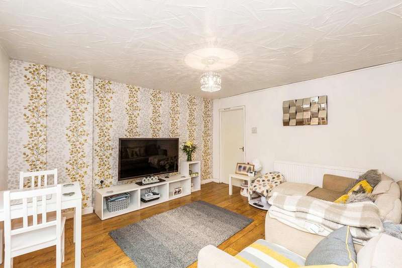 2 Bedroom Flat To Rent In Bridgend Road, Aberkenfig, Bridgend, CF32