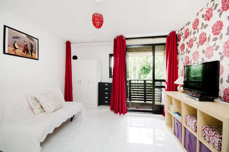 Flat To Rent In Brassey Road, West Hampstead, NW6