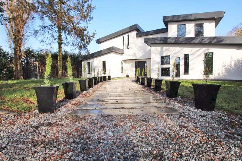 4 Bedroom Property For Sale In Green Lane, Immingham, DN40