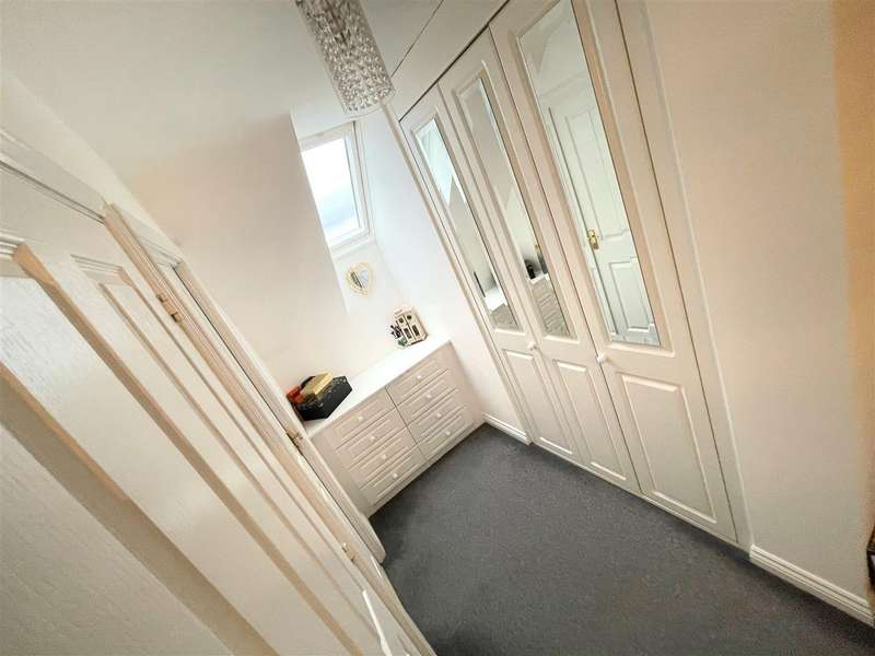 3 Bedroom Semi Detached House For Sale In Foss Road, Hilton, Derby, DE65