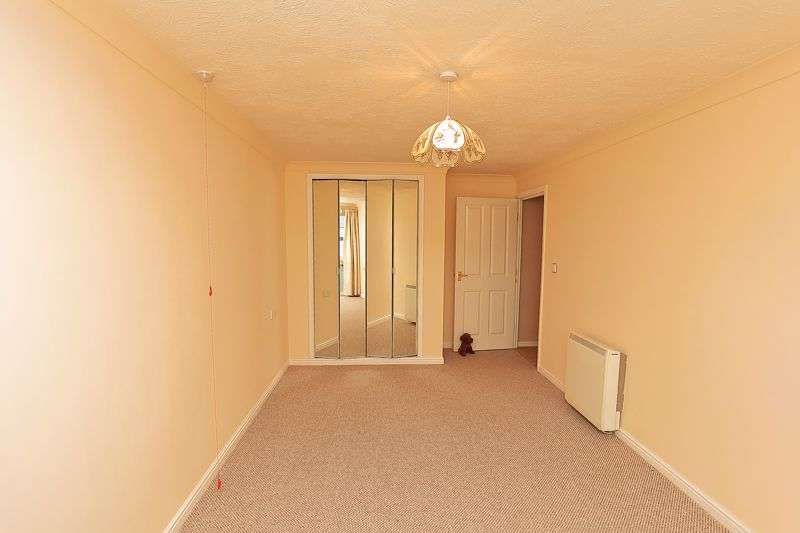 2 Bedroom Property For Sale In Clarence Court, Morecambe, LA4