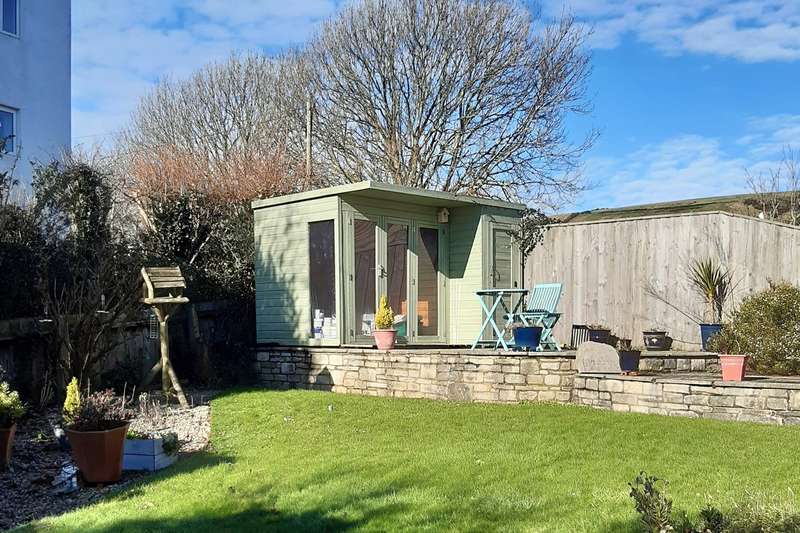 3 Bedroom Bungalow For Sale In Bay Crescent, Swanage, BH19