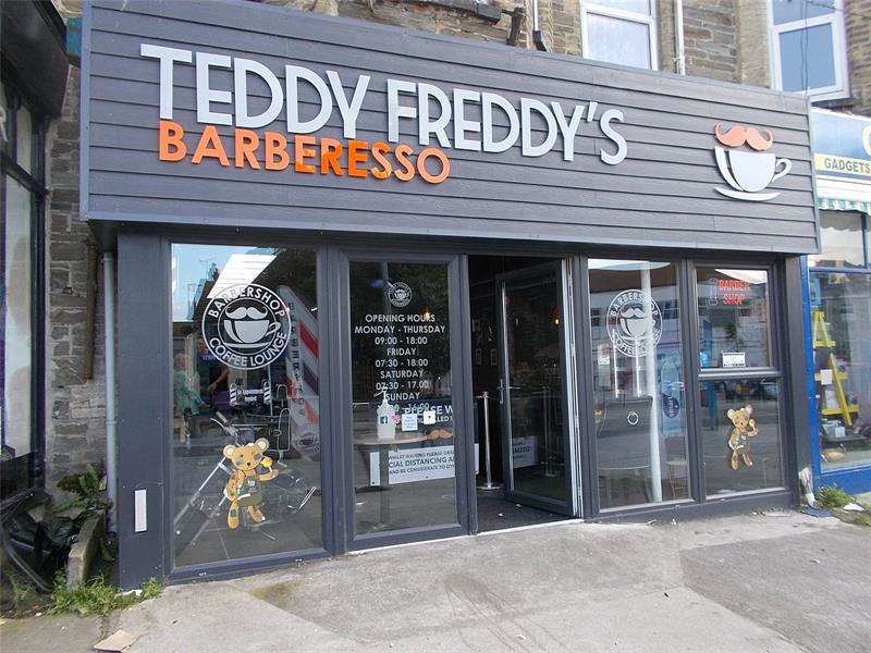 1 Bedroom Shop Commercial For Sale In East Street, Newquay, Cornwall, TR7