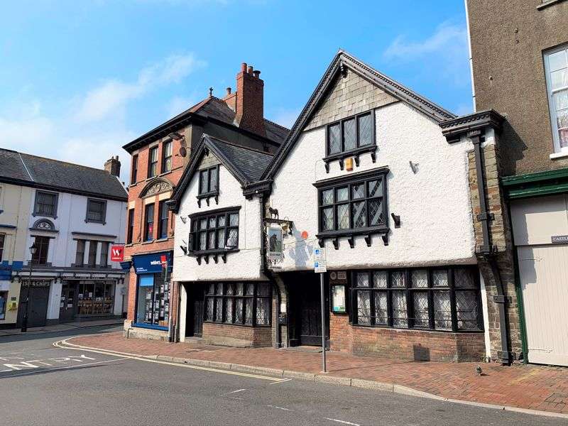 Property For Sale In Torrington, EX38