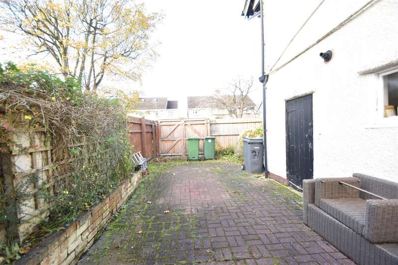 3 Bedroom Semi Detached House For Sale In Princes Boulevard, Bebington