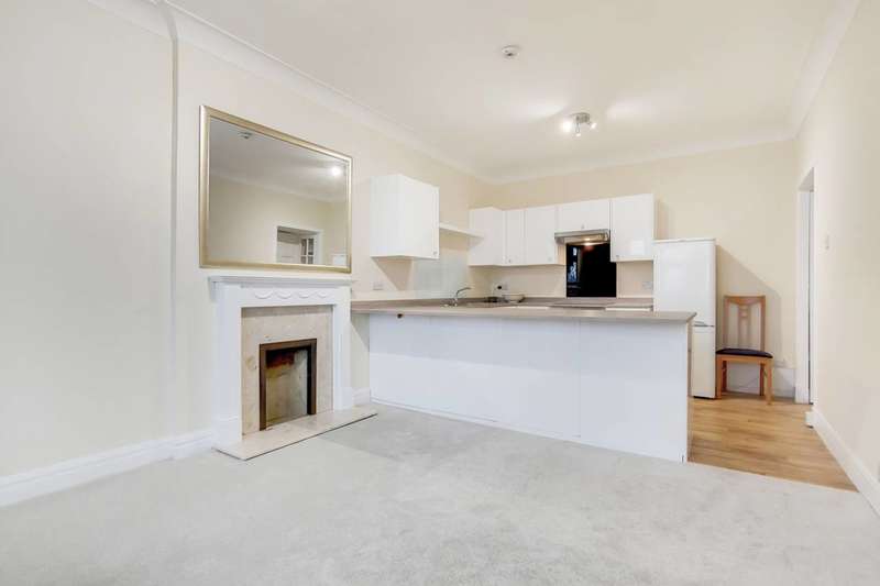 2 Bedroom Flat To Rent In Parkview Court, Bishop's Park, SW6
