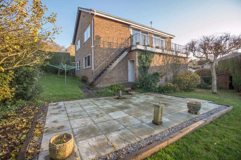 4 Bedroom Property For Sale In Winchilsea Drive, Gretton, NN17