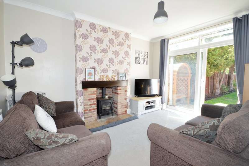 3 Bedroom Detached House For Sale In Pine Road, Bournemouth, BH9