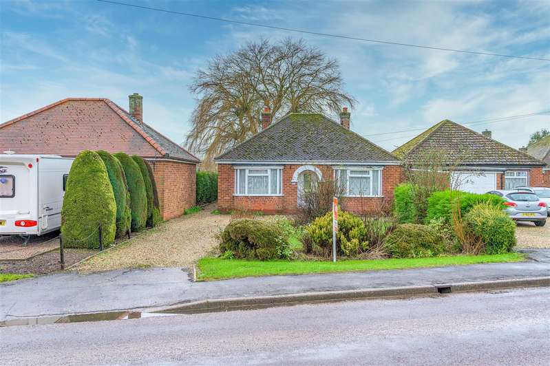 2 Bedroom Detached Bungalow For Sale In West End Road, Wyberton, Boston