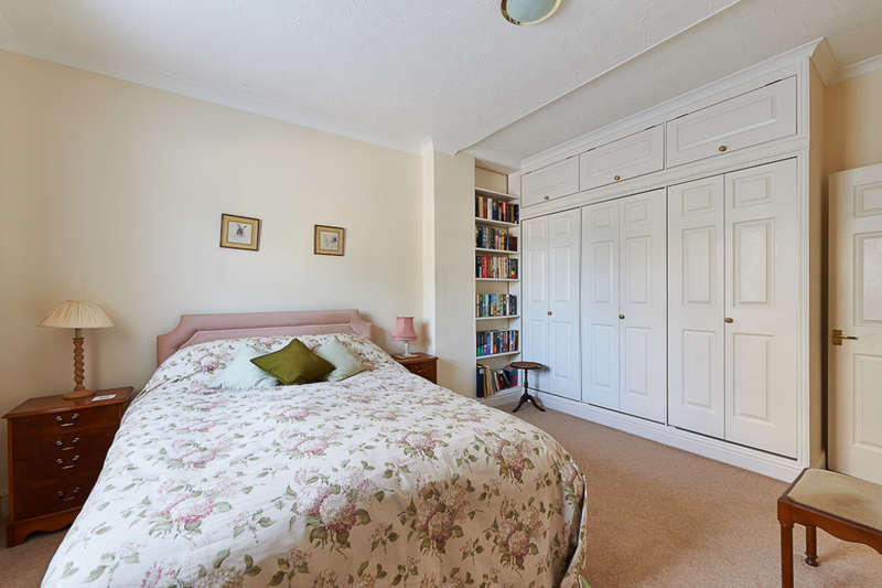 3 Bedroom Mews House For Sale In The Stables, Academy Drive, Corsham, SN13