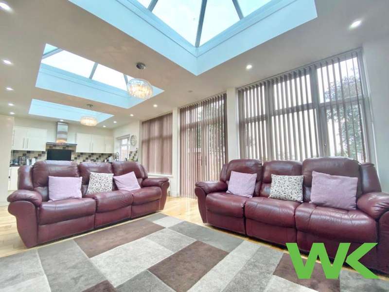 4 Bedroom Detached Property For Sale In Hollyhedge Road, West Bromwich, B71