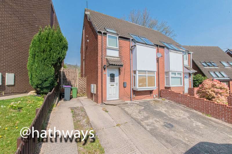 3 Bedroom Property Under Offer In Five Locks Close, Pontnewydd, Cwmbran