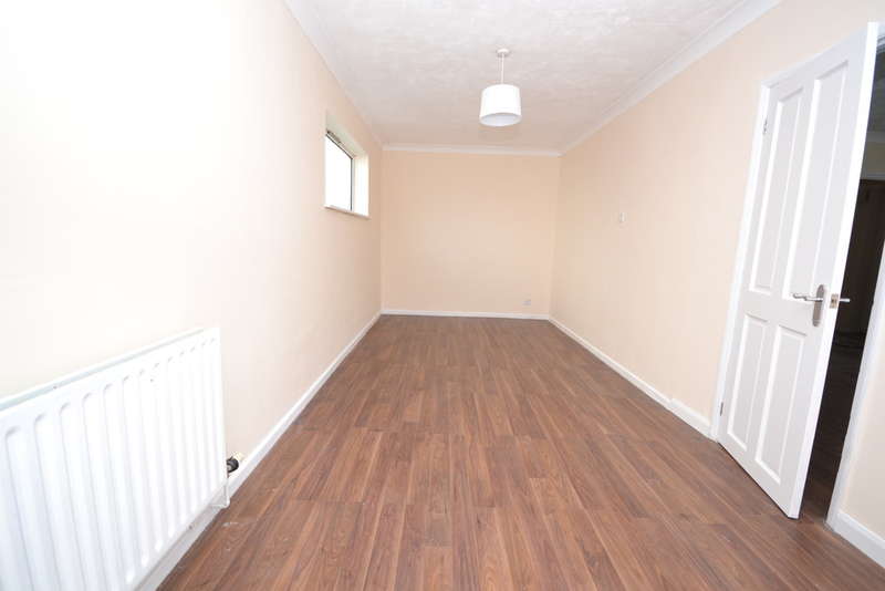 3 Bedroom Chalet House For Sale In Merritt Road, Greatstone, TN28