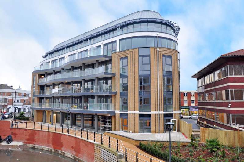 1 Bedroom Apartment To Rent In The Picturehouse, Maidenhead, SL6