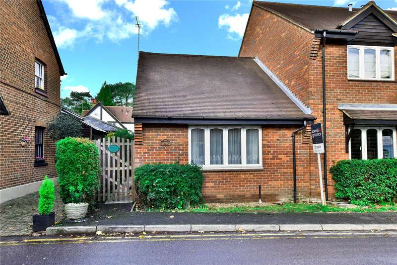 1 Bedroom Bungalow For Sale In Warwick Court, Solesbridge Lane