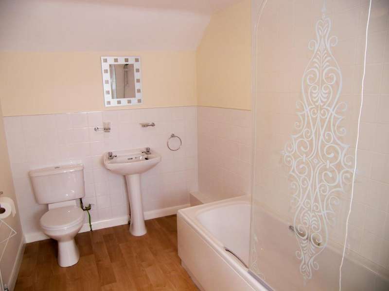 1 Bedroom Flat To Rent In The Common, Crich, Matlock, Derbyshire, DE4