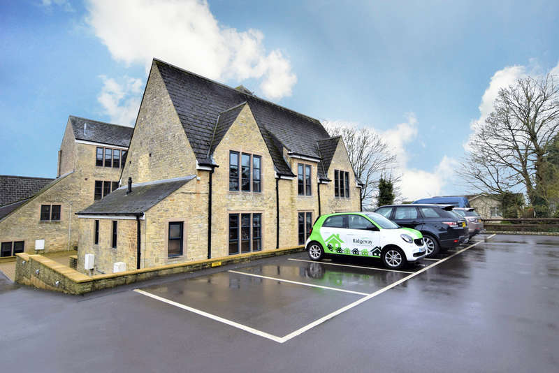 3 Bedroom Semi Detached For Sale In Old Court, Royal Wootton Bassett