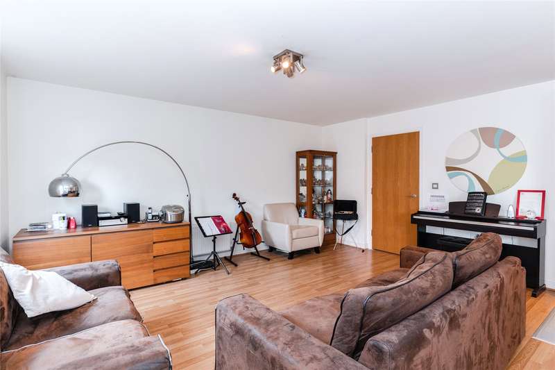 2 Bedroom Flat For Sale In Kingswood Heights, Queen Mary Avenue, London
