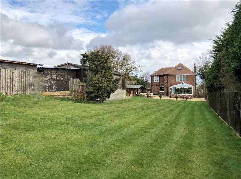 4 Bedroom House For Sale In Mill Hill, Filey, YO14