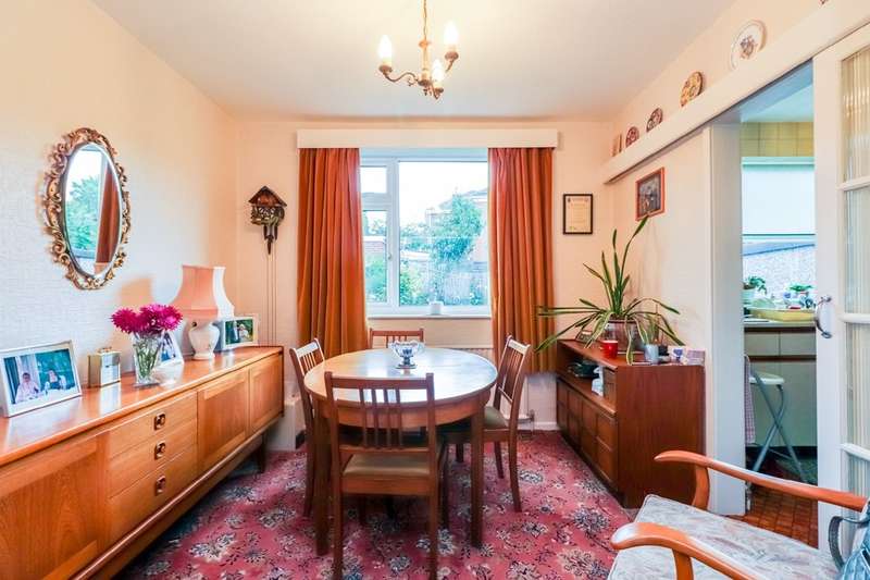 3 Bedroom SemiDetached House For Sale In Cyprus Grove, Wakefield, WF1