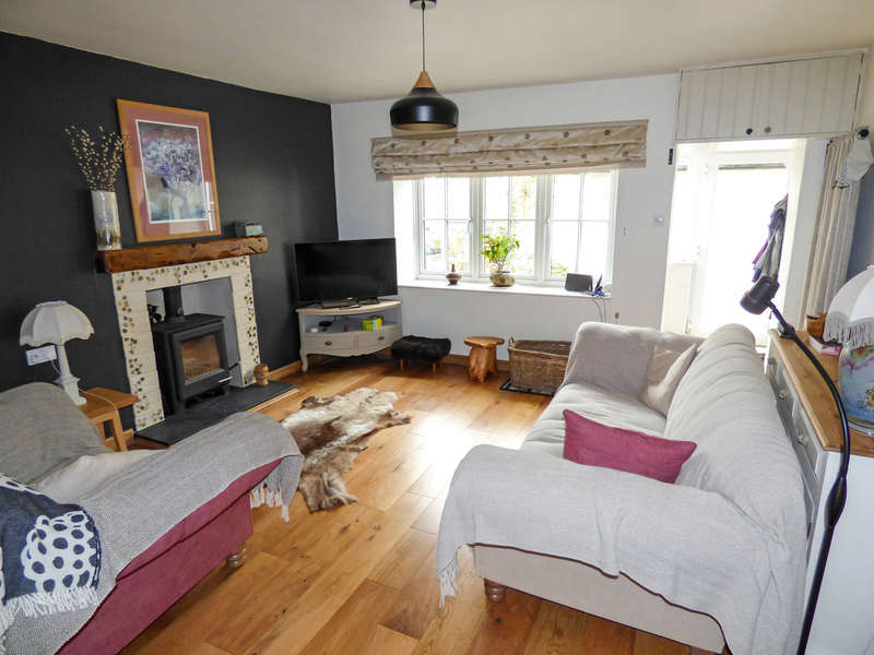 3 Bedroom SemiDetached House For Sale In Violet Cottage, Harmby, DL8