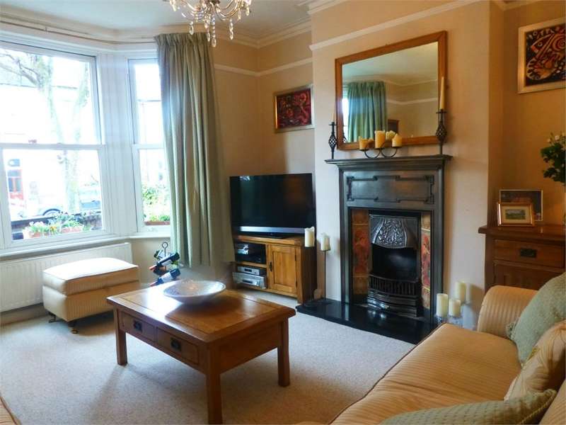 4 Bedroom Terraced House To Rent In Grove Avenue, Hanwell, London, W7