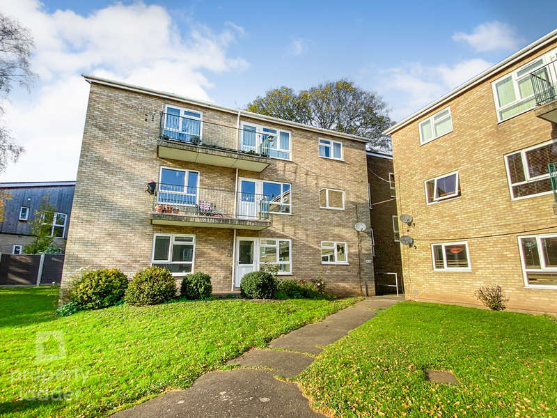 2 Bedroom Ground Flat For Sale In Sleaford Green, Norwich, NR3