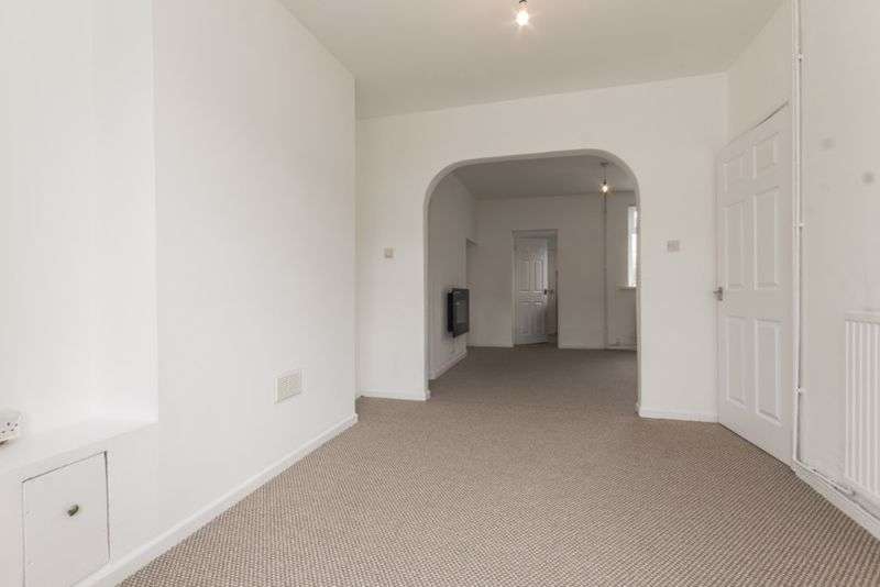 3 Bedroom Property For Sale In Pencoed Avenue, Cefn Fforest, Blackwood