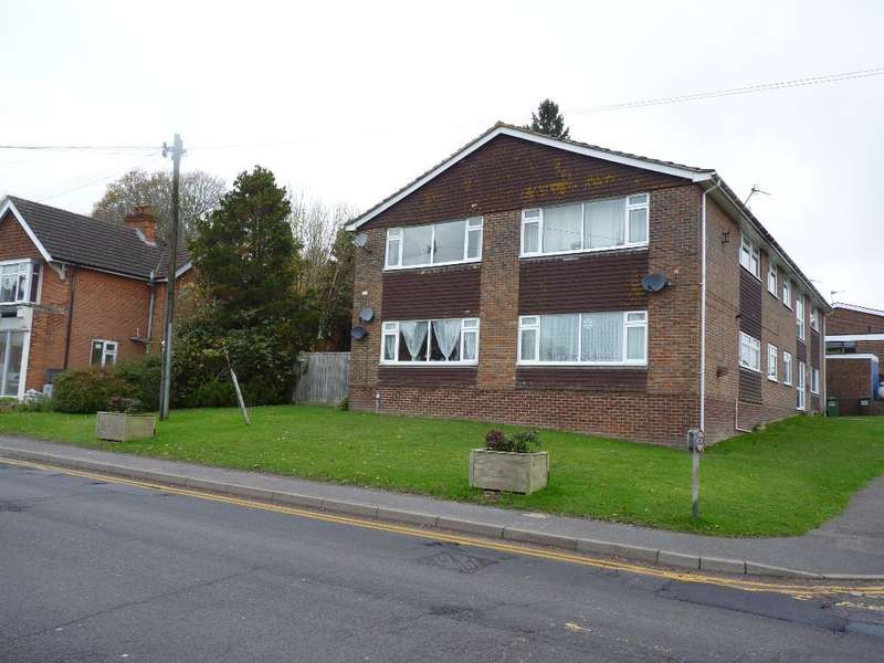 2 Bedroom Flat To Rent In High Street, Horam, E.sussex, TN21